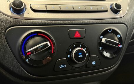 Hyundai Solaris II рестайлинг, 2020 год, 1 699 000 рублей, 16 фотография