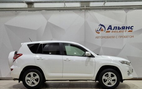 Toyota RAV4, 2011 год, 1 430 000 рублей, 2 фотография
