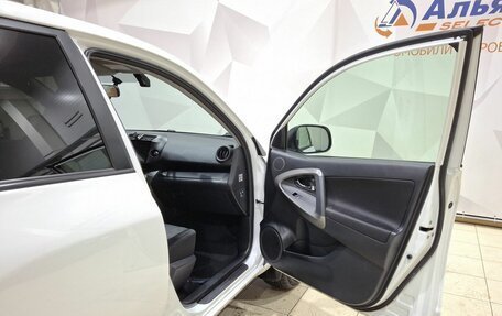 Toyota RAV4, 2011 год, 1 430 000 рублей, 31 фотография