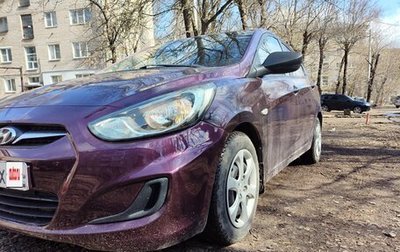 Hyundai Solaris II рестайлинг, 2013 год, 499 999 рублей, 1 фотография