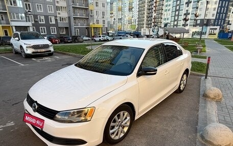 Volkswagen Jetta VI, 2012 год, 1 250 000 рублей, 2 фотография