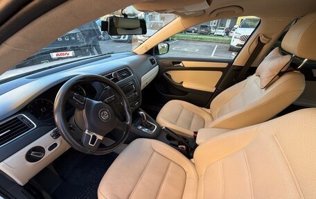 Volkswagen Jetta VI, 2012 год, 1 250 000 рублей, 5 фотография