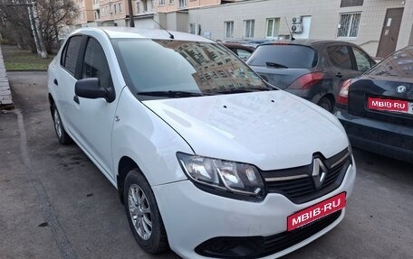 Renault Logan II, 2014 год, 380 000 рублей, 1 фотография