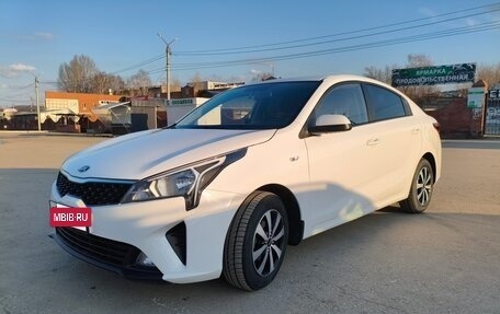 KIA Rio IV, 2021 год, 1 785 000 рублей, 3 фотография