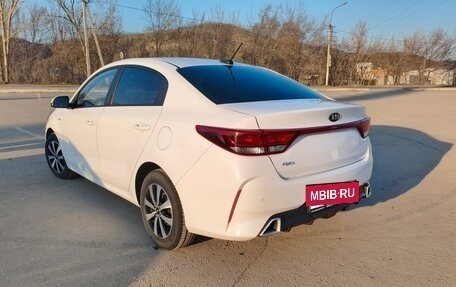 KIA Rio IV, 2021 год, 1 785 000 рублей, 4 фотография