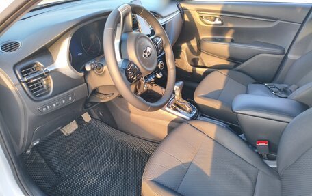 KIA Rio IV, 2021 год, 1 785 000 рублей, 10 фотография