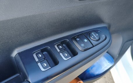 KIA Rio IV, 2021 год, 1 785 000 рублей, 9 фотография