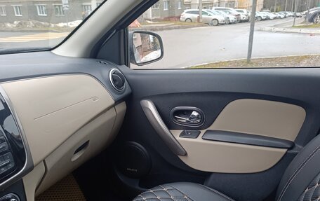 Renault Logan II, 2015 год, 680 000 рублей, 6 фотография