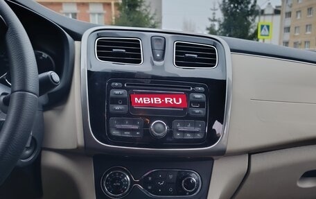 Renault Logan II, 2015 год, 680 000 рублей, 3 фотография