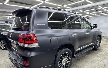 Toyota Land Cruiser 200, 2021 год, 9 800 000 рублей, 6 фотография