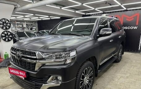 Toyota Land Cruiser 200, 2021 год, 9 800 000 рублей, 3 фотография