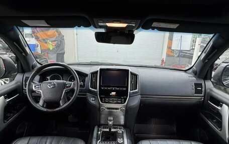 Toyota Land Cruiser 200, 2021 год, 9 800 000 рублей, 17 фотография
