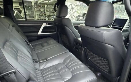 Toyota Land Cruiser 200, 2021 год, 9 800 000 рублей, 13 фотография