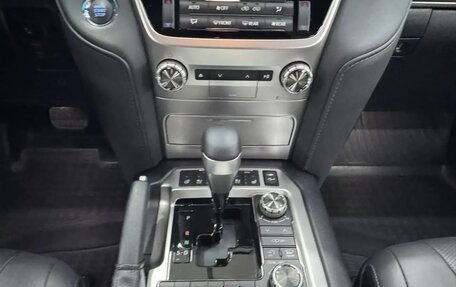 Toyota Land Cruiser 200, 2021 год, 9 800 000 рублей, 18 фотография