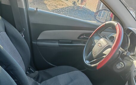 Chevrolet Cruze II, 2012 год, 570 000 рублей, 2 фотография