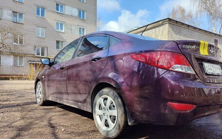 Hyundai Solaris II рестайлинг, 2013 год, 499 999 рублей, 4 фотография