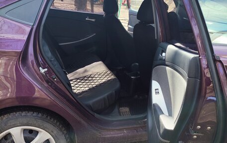 Hyundai Solaris II рестайлинг, 2013 год, 499 999 рублей, 20 фотография