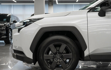 Toyota RAV4, 2025 год, 4 680 000 рублей, 28 фотография