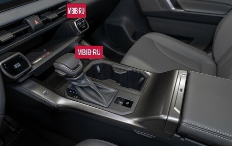 Toyota RAV4, 2025 год, 4 680 000 рублей, 15 фотография