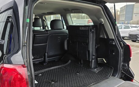 Toyota Land Cruiser 200, 2011 год, 2 650 000 рублей, 7 фотография