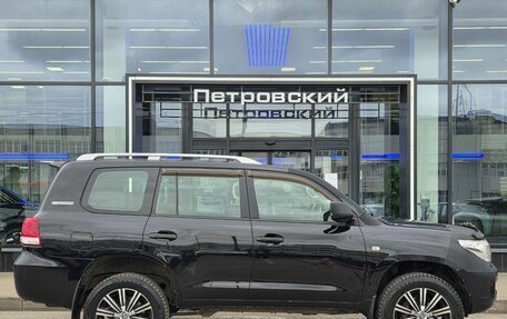 Toyota Land Cruiser 200, 2011 год, 2 650 000 рублей, 5 фотография