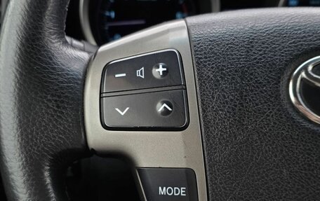 Toyota Land Cruiser 200, 2011 год, 2 650 000 рублей, 12 фотография