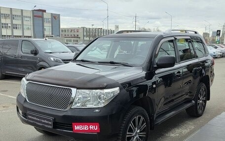 Toyota Land Cruiser 200, 2011 год, 2 650 000 рублей, 3 фотография