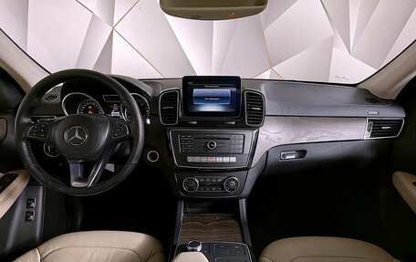 Mercedes-Benz GLS, 2016 год, 4 400 000 рублей, 14 фотография