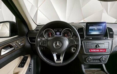 Mercedes-Benz GLS, 2016 год, 4 400 000 рублей, 20 фотография