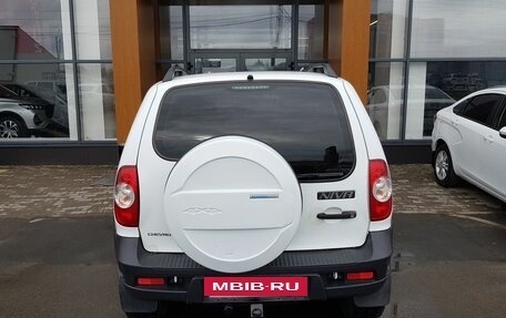 Chevrolet Niva I рестайлинг, 2017 год, 799 000 рублей, 6 фотография