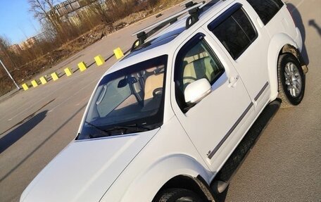 Nissan Pathfinder, 2012 год, 1 100 000 рублей, 2 фотография