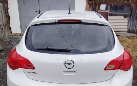 Opel Astra J, 2013 год, 695 000 рублей, 8 фотография