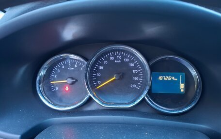 Renault Logan II, 2014 год, 380 000 рублей, 12 фотография