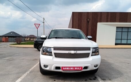 Chevrolet Tahoe III, 2012 год, 1 900 000 рублей, 2 фотография