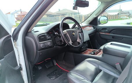 Chevrolet Tahoe III, 2012 год, 1 900 000 рублей, 15 фотография