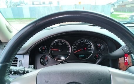 Chevrolet Tahoe III, 2012 год, 1 900 000 рублей, 13 фотография