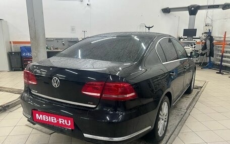 Volkswagen Passat B7, 2011 год, 1 139 000 рублей, 2 фотография