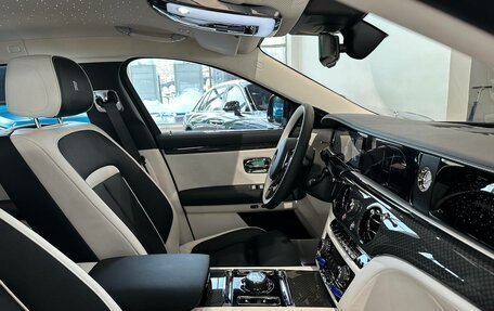 Rolls-Royce Ghost Series II рестайлинг, 2024 год, 41 000 000 рублей, 33 фотография