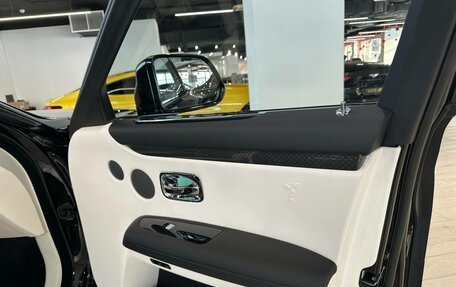 Rolls-Royce Ghost Series II рестайлинг, 2024 год, 41 000 000 рублей, 30 фотография