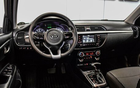 KIA Rio IV, 2018 год, 1 360 000 рублей, 6 фотография