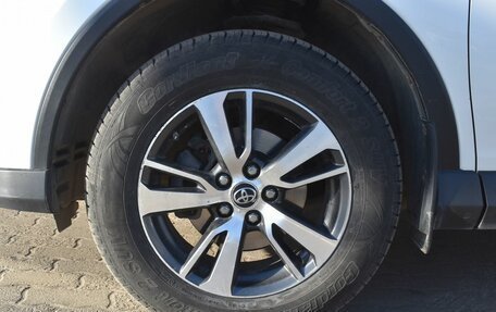 Toyota RAV4, 2018 год, 2 450 000 рублей, 9 фотография