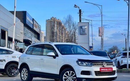 Volkswagen Touareg III, 2013 год, 1 949 000 рублей, 1 фотография