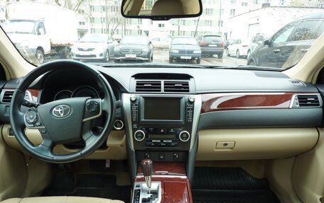 Toyota Camry, 2013 год, 1 700 000 рублей, 26 фотография