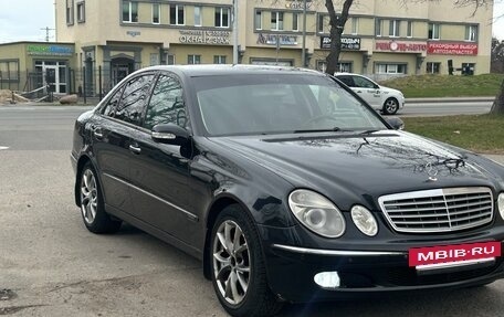 Mercedes-Benz E-Класс, 2004 год, 565 000 рублей, 3 фотография