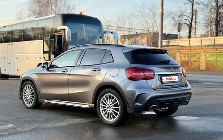 Mercedes-Benz GLA, 2018 год, 1 880 000 рублей, 3 фотография