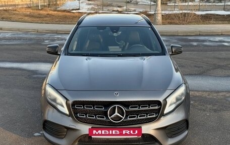 Mercedes-Benz GLA, 2018 год, 1 880 000 рублей, 4 фотография