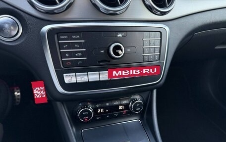 Mercedes-Benz GLA, 2018 год, 1 880 000 рублей, 21 фотография