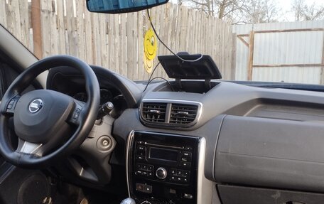 Nissan Terrano III, 2017 год, 1 000 000 рублей, 4 фотография