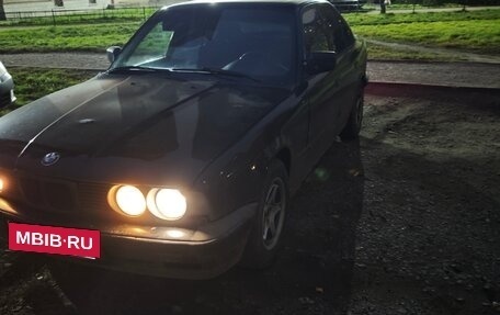 BMW 5 серия, 1990 год, 195 000 рублей, 26 фотография