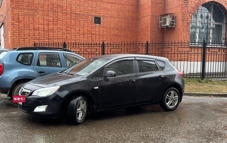 Opel Astra J, 2010 год, 750 000 рублей, 2 фотография